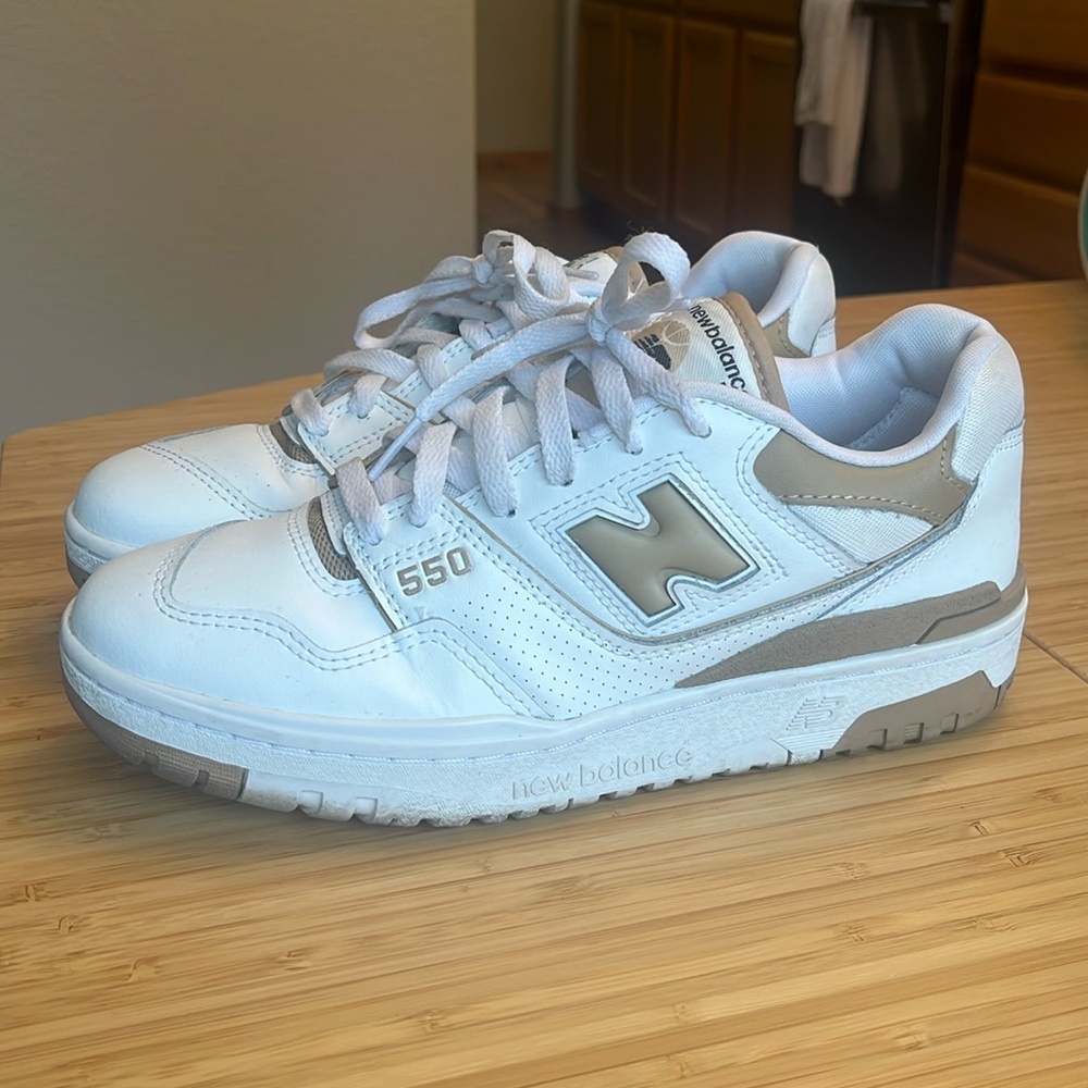 New Balance 550